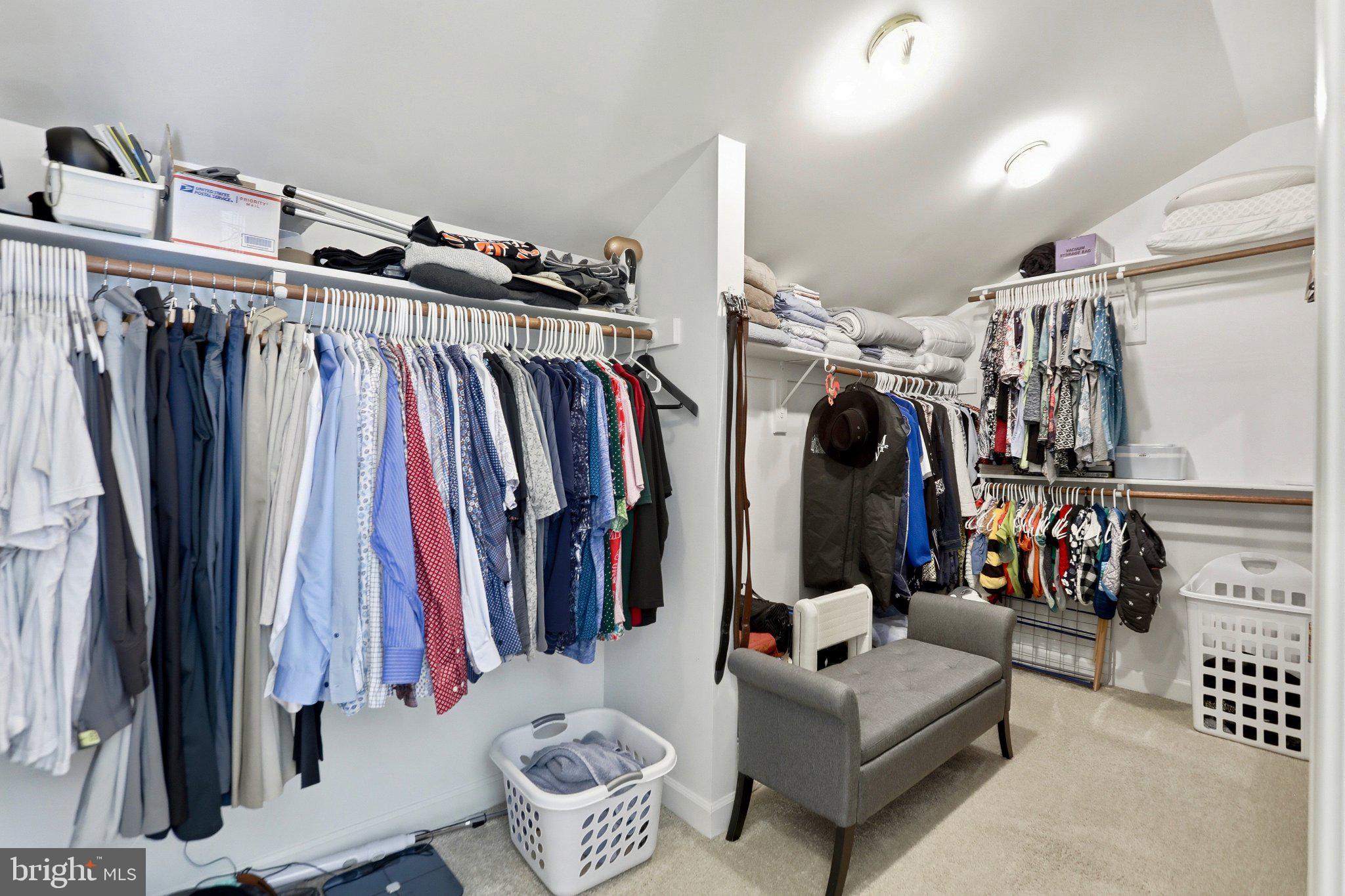 7858 MEADOWGATE DRIVE