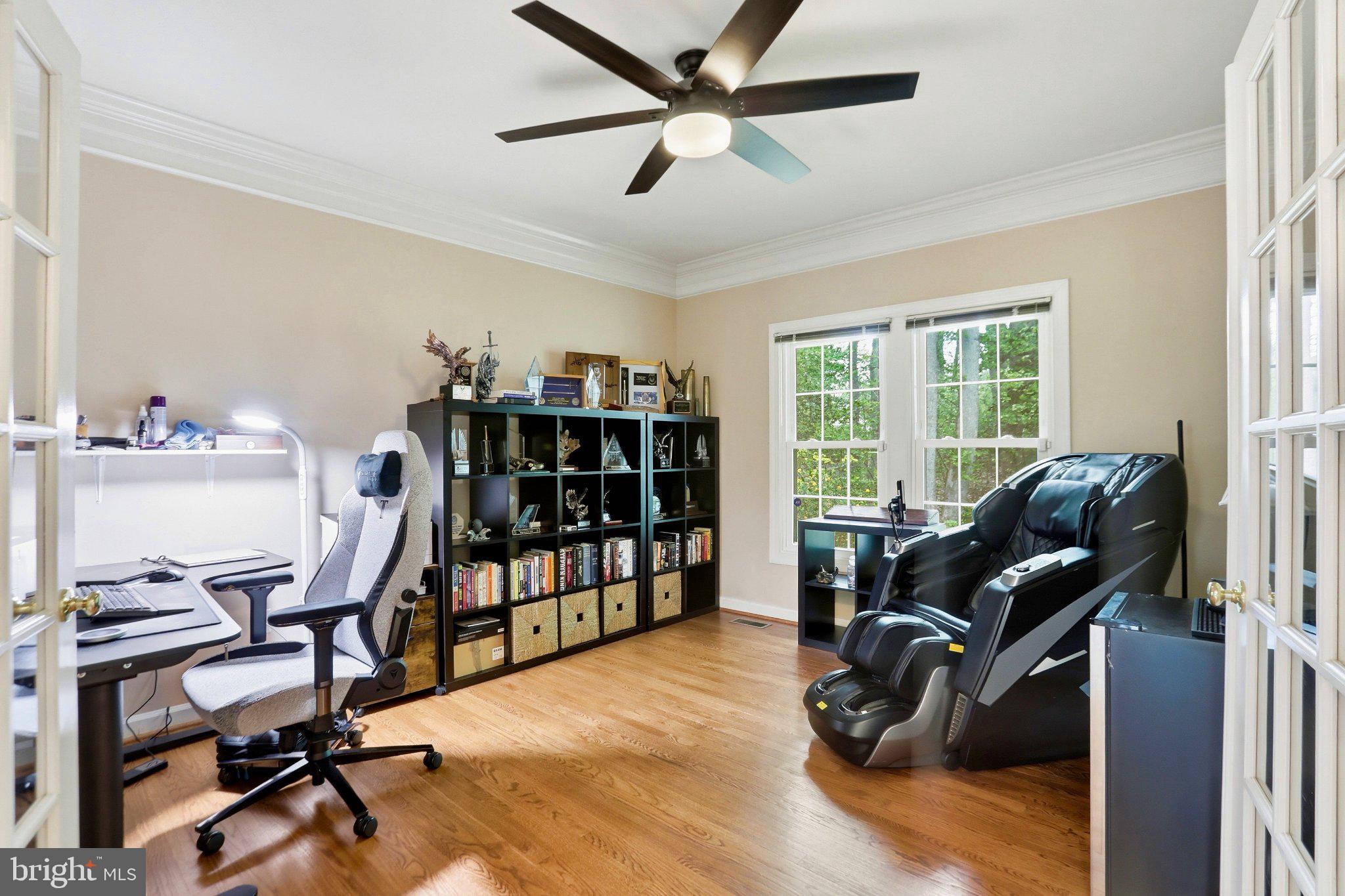 7858 MEADOWGATE DRIVE
