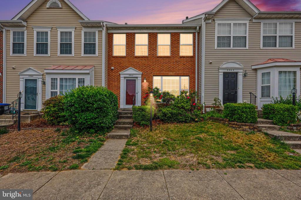 3362 VINELAND PLACE