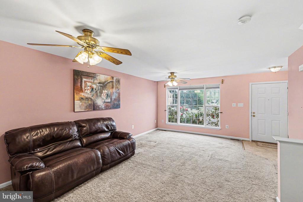 3362 VINELAND PLACE
