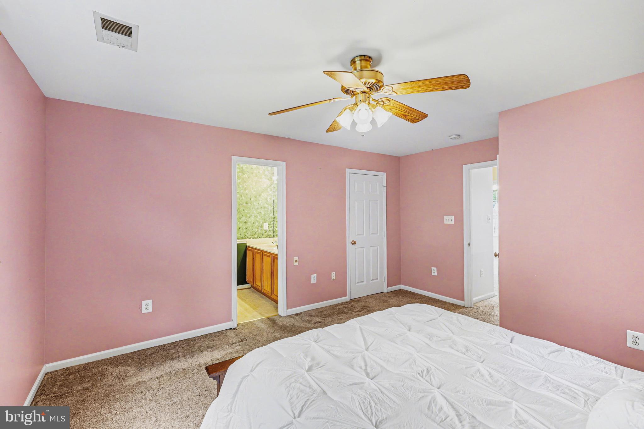 3362 VINELAND PLACE