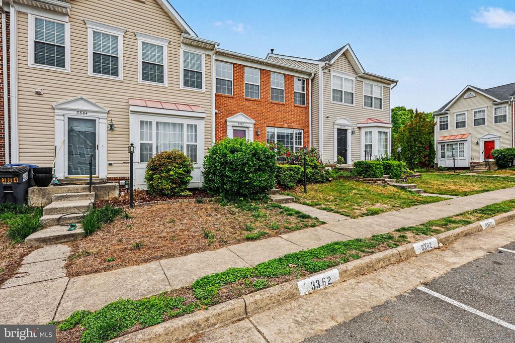 3362 VINELAND PLACE