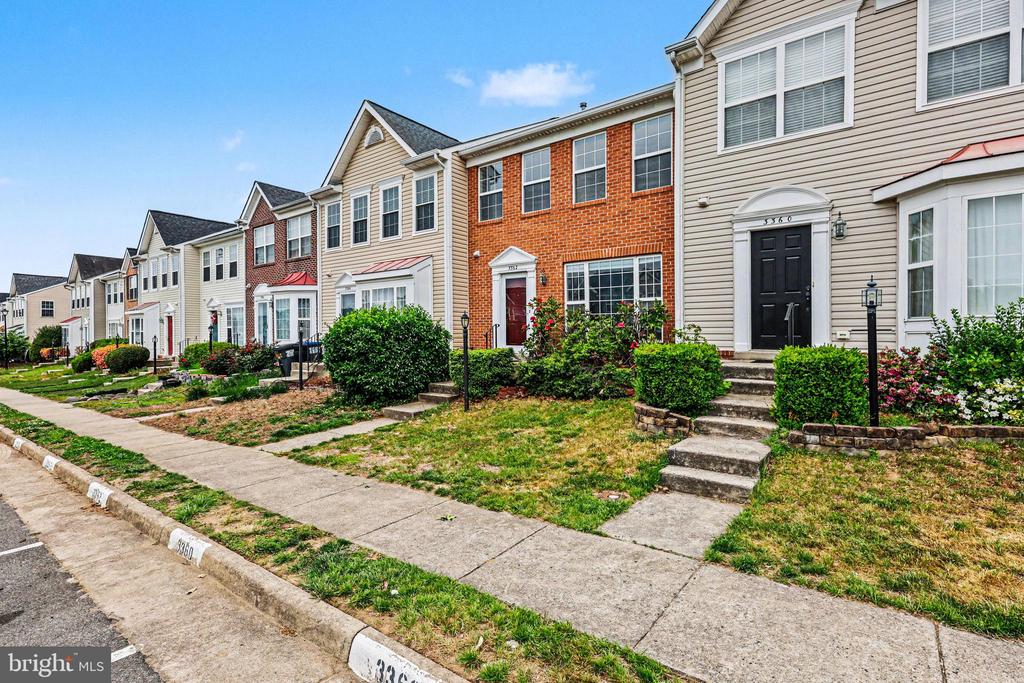 3362 VINELAND PLACE