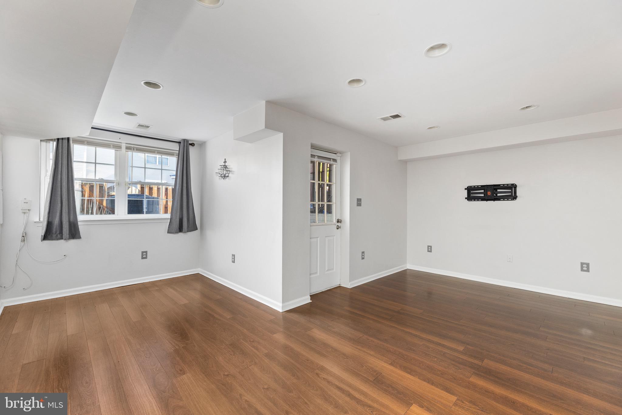 3343 CAPE MAY COURT