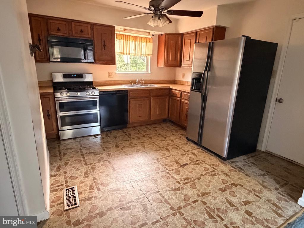 13472 PRINCEDALE DRIVE