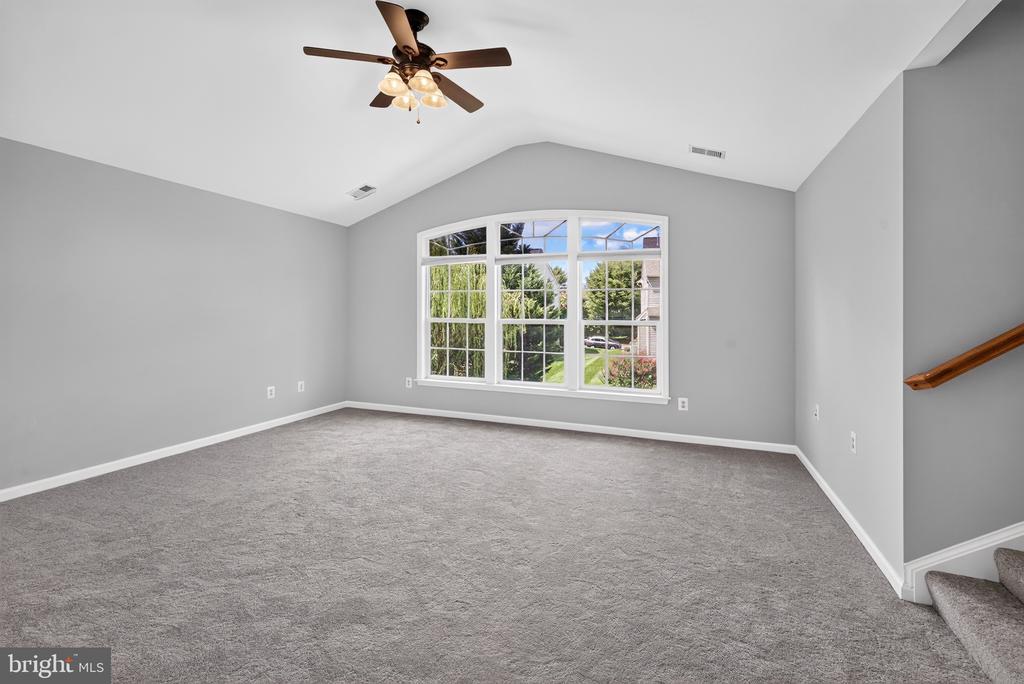 9036 WOODPECKER COURT