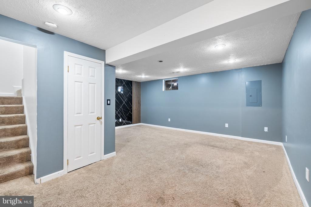 3669 STEWART LANE