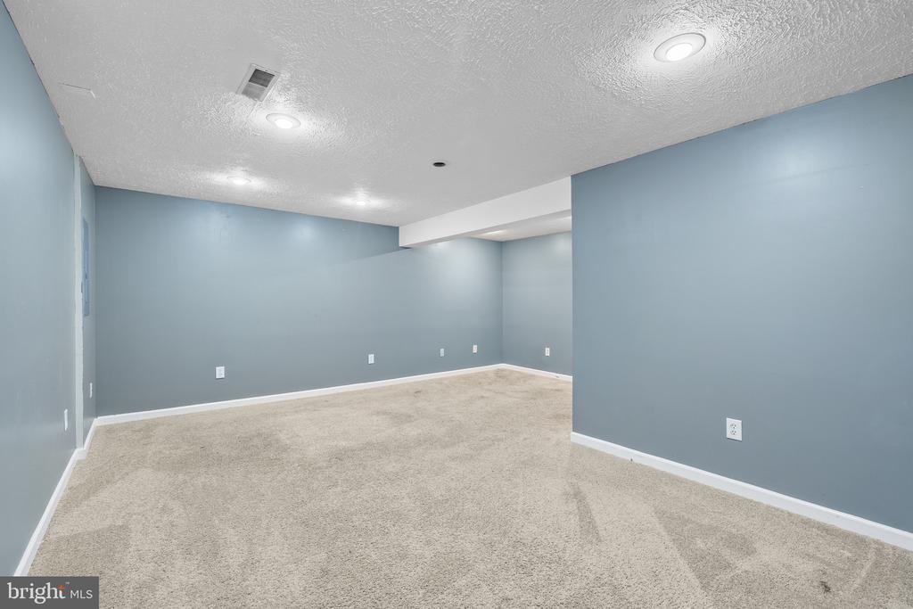 3669 STEWART LANE