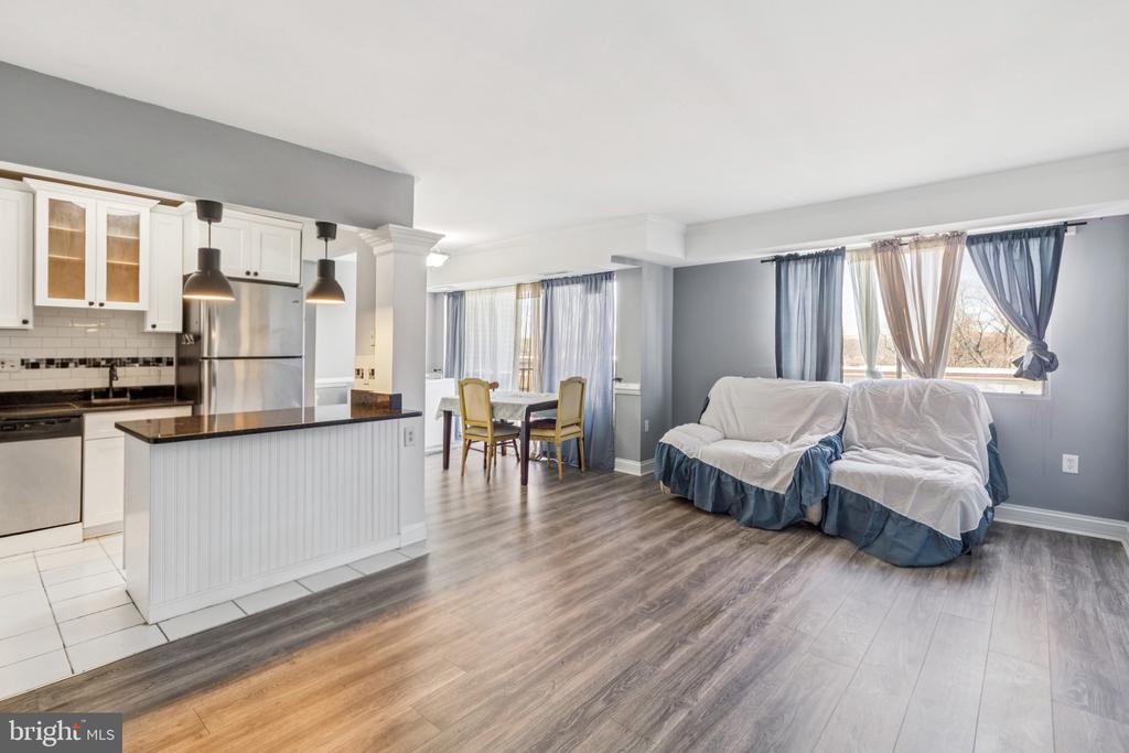 12705 DARA DRIVE Unit: 202