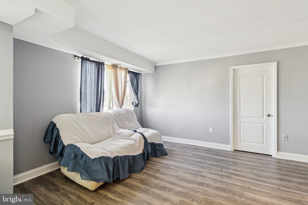 12705 DARA DRIVE Unit: 202
