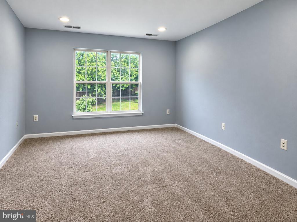 15693 PALERMO TERRACE