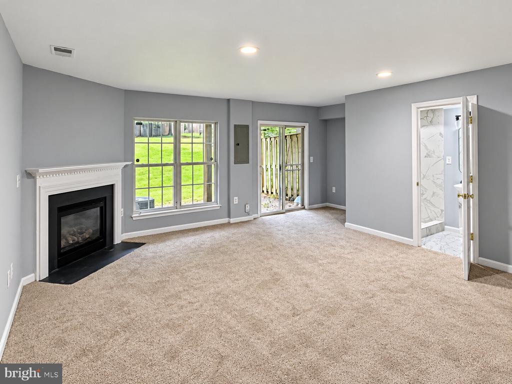 15693 PALERMO TERRACE