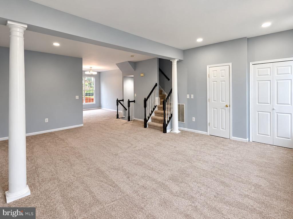15693 PALERMO TERRACE