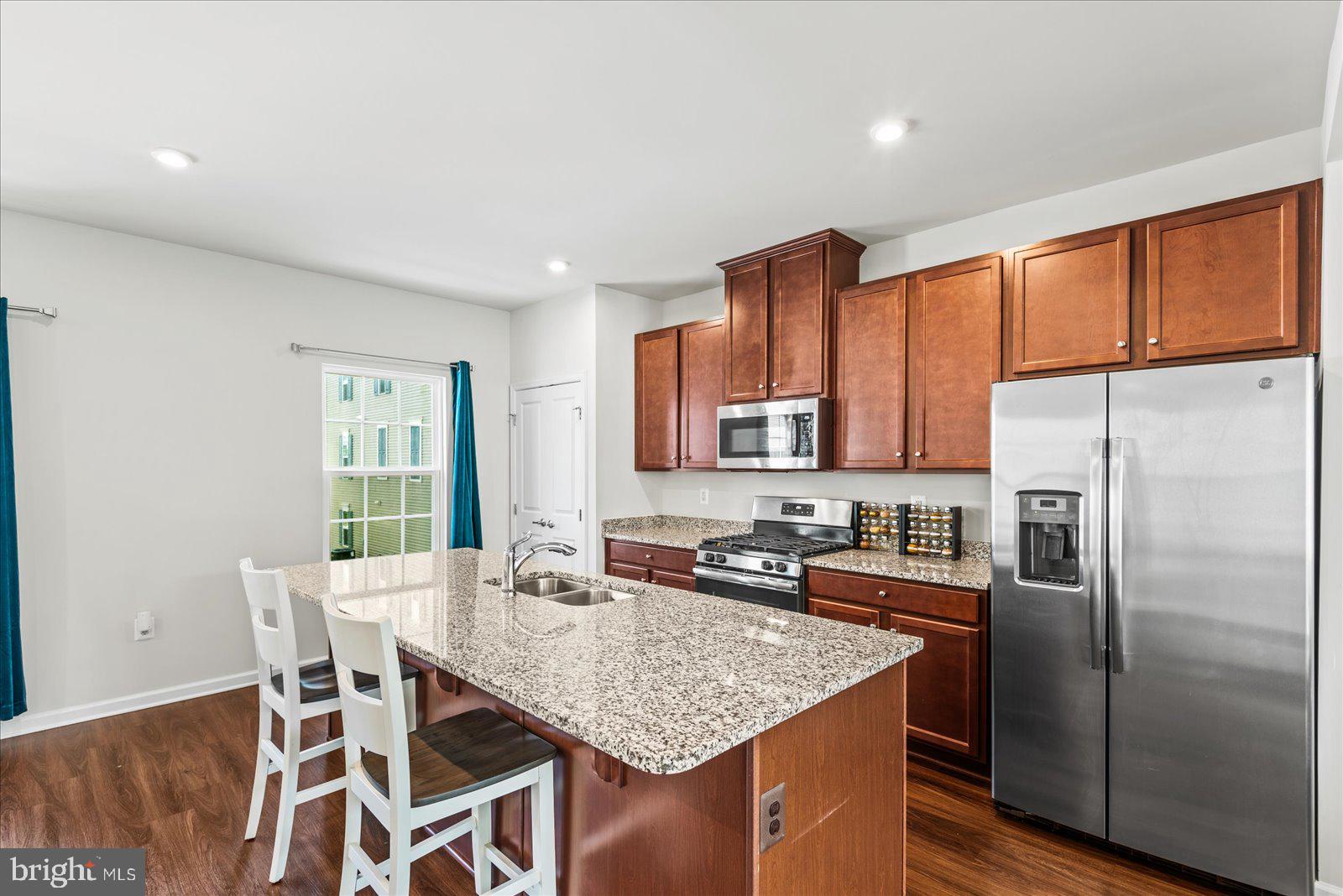 9721 CEDARMASS CIRCLE