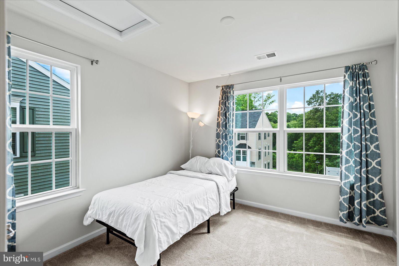 9721 CEDARMASS CIRCLE