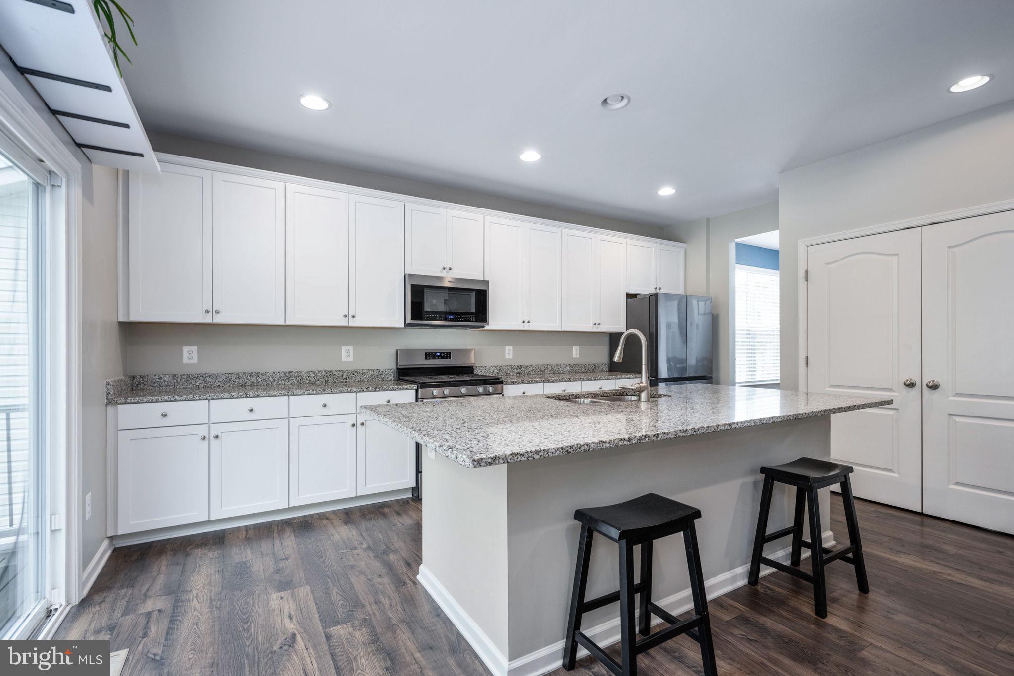 1606 HUDGINS FARM CIRCLE