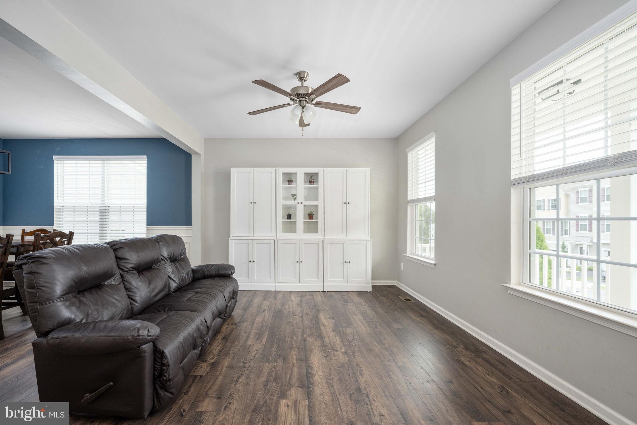 1606 HUDGINS FARM CIRCLE