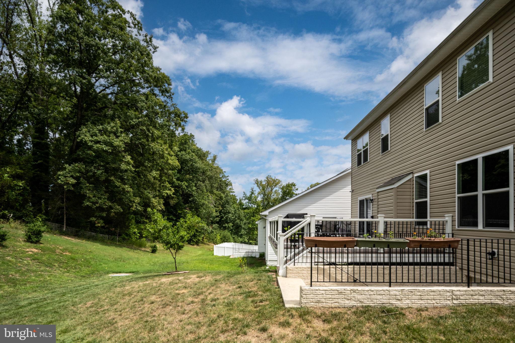 1606 HUDGINS FARM CIRCLE