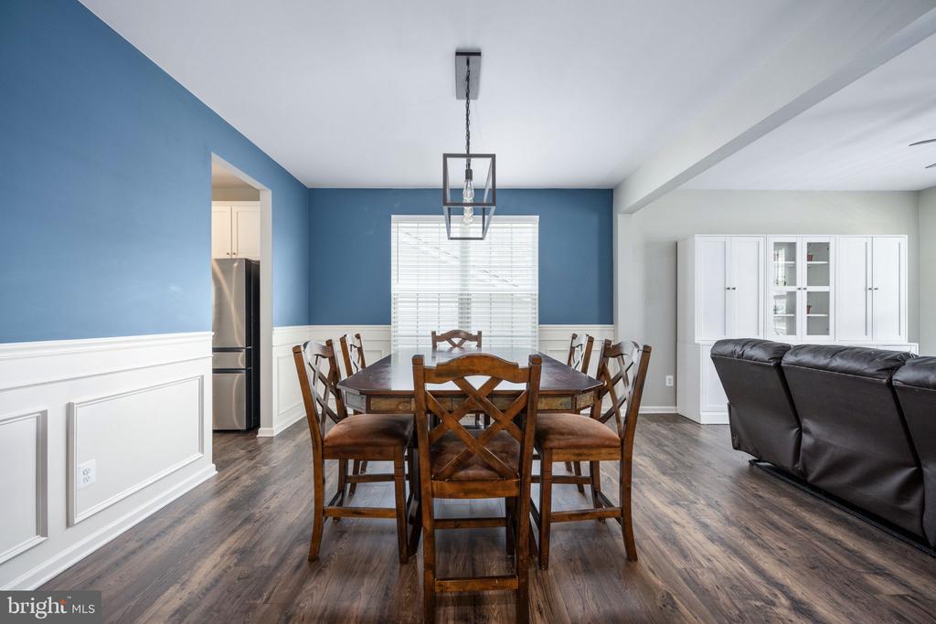 1606 HUDGINS FARM CIRCLE