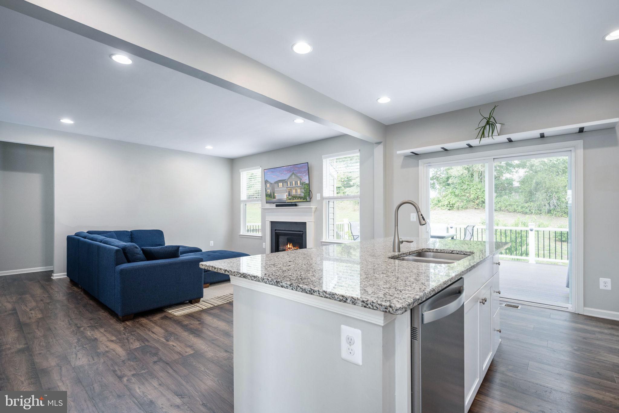 1606 HUDGINS FARM CIRCLE