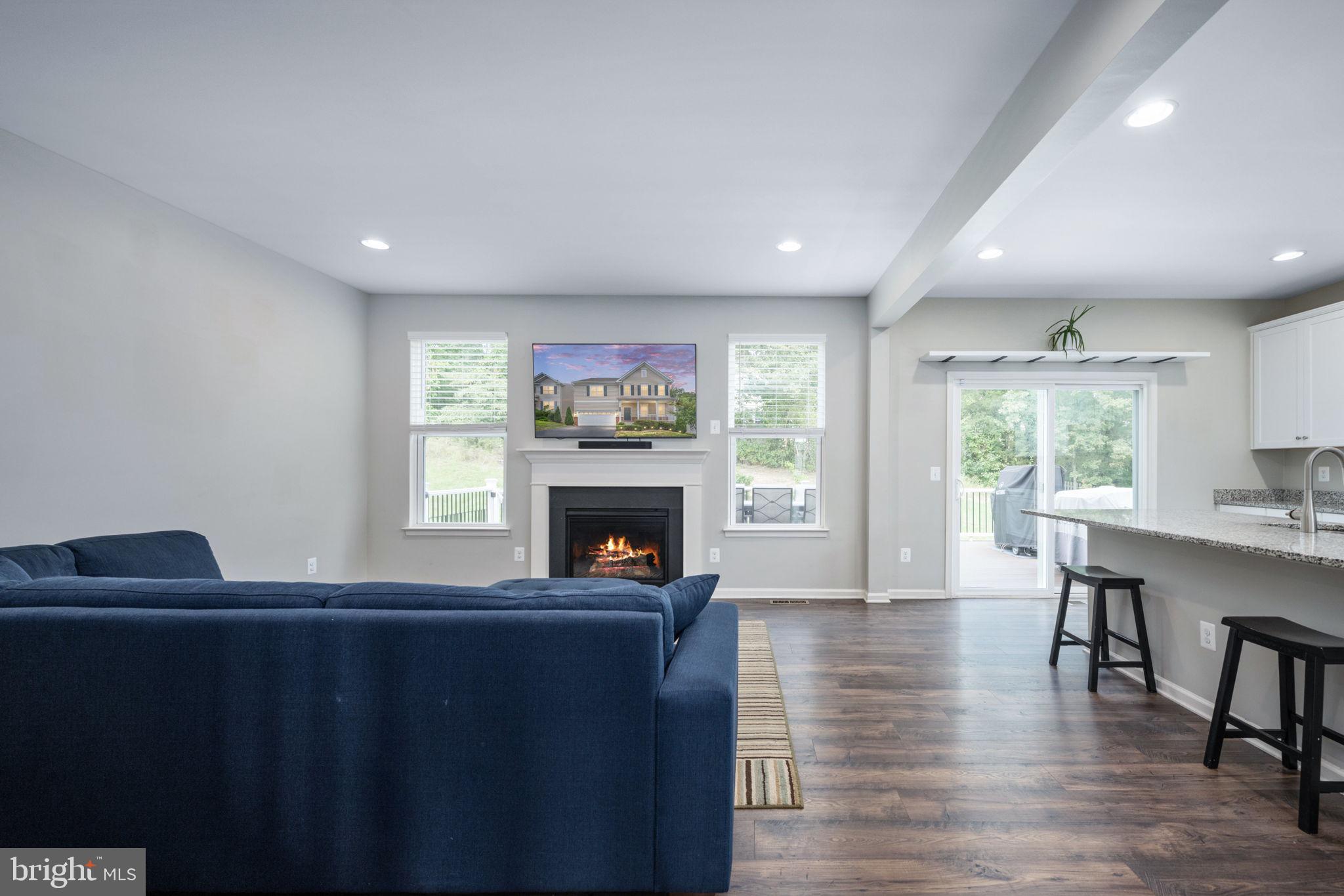 1606 HUDGINS FARM CIRCLE