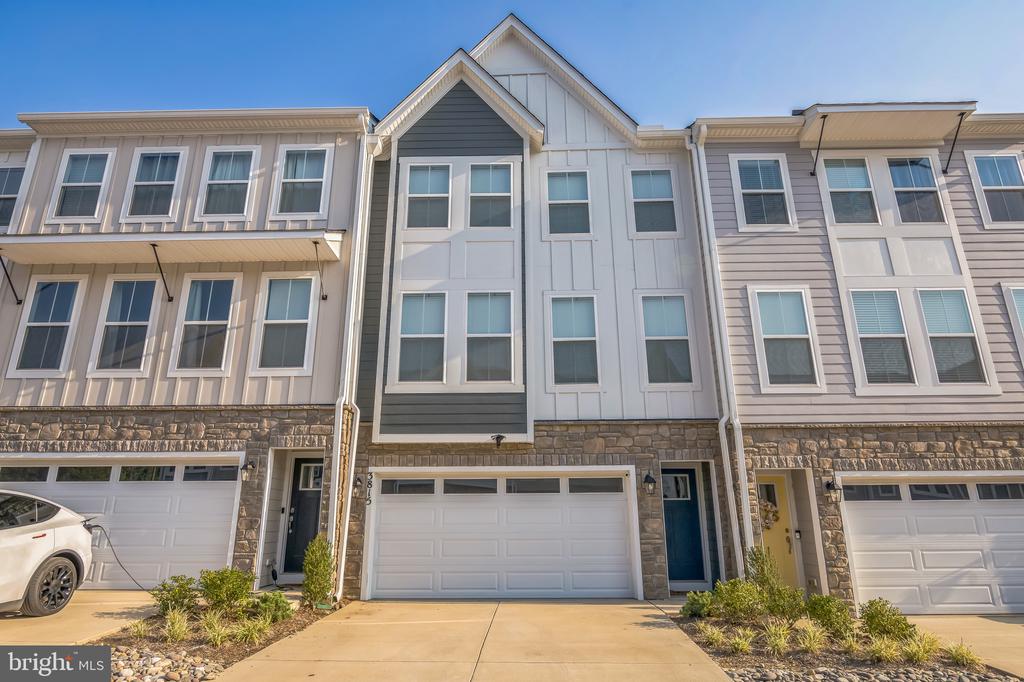 3815 DRAYTON CT