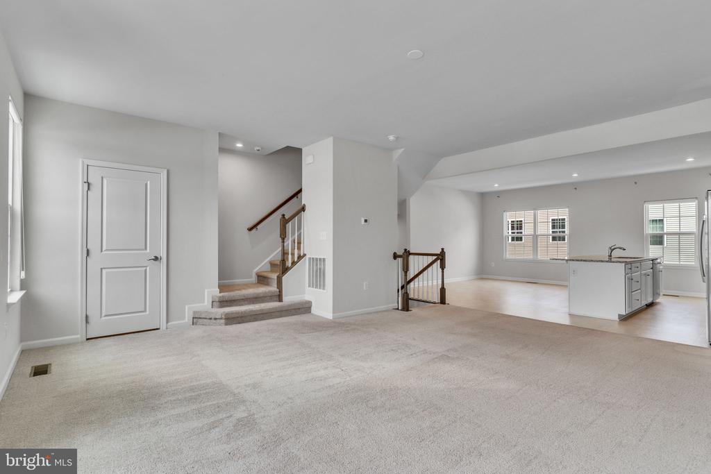 9903 Cedarmass Cir