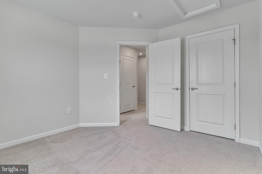 9903 Cedarmass Cir
