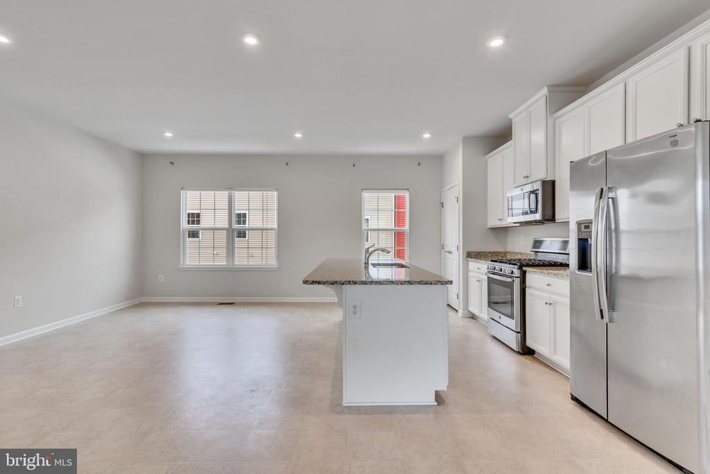 9903 Cedarmass Cir