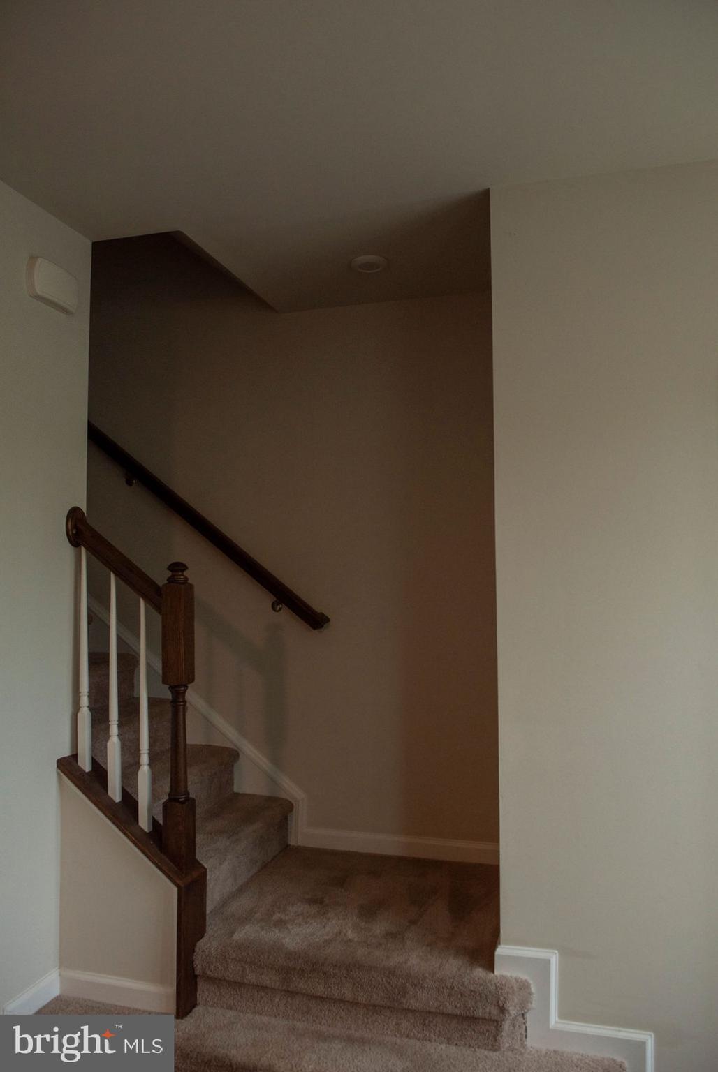 9816 CEDARMASS CIRCLE