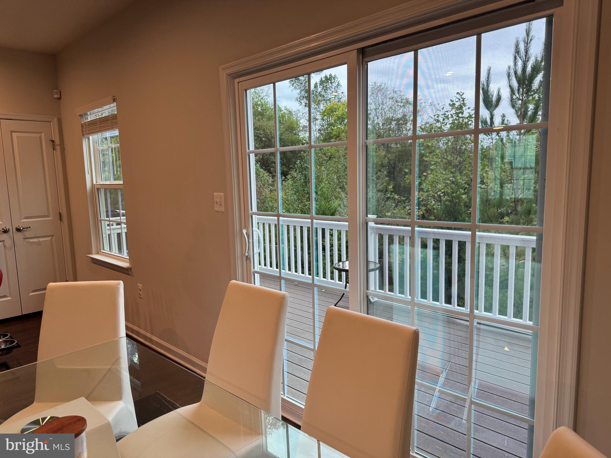 9816 CEDARMASS CIRCLE