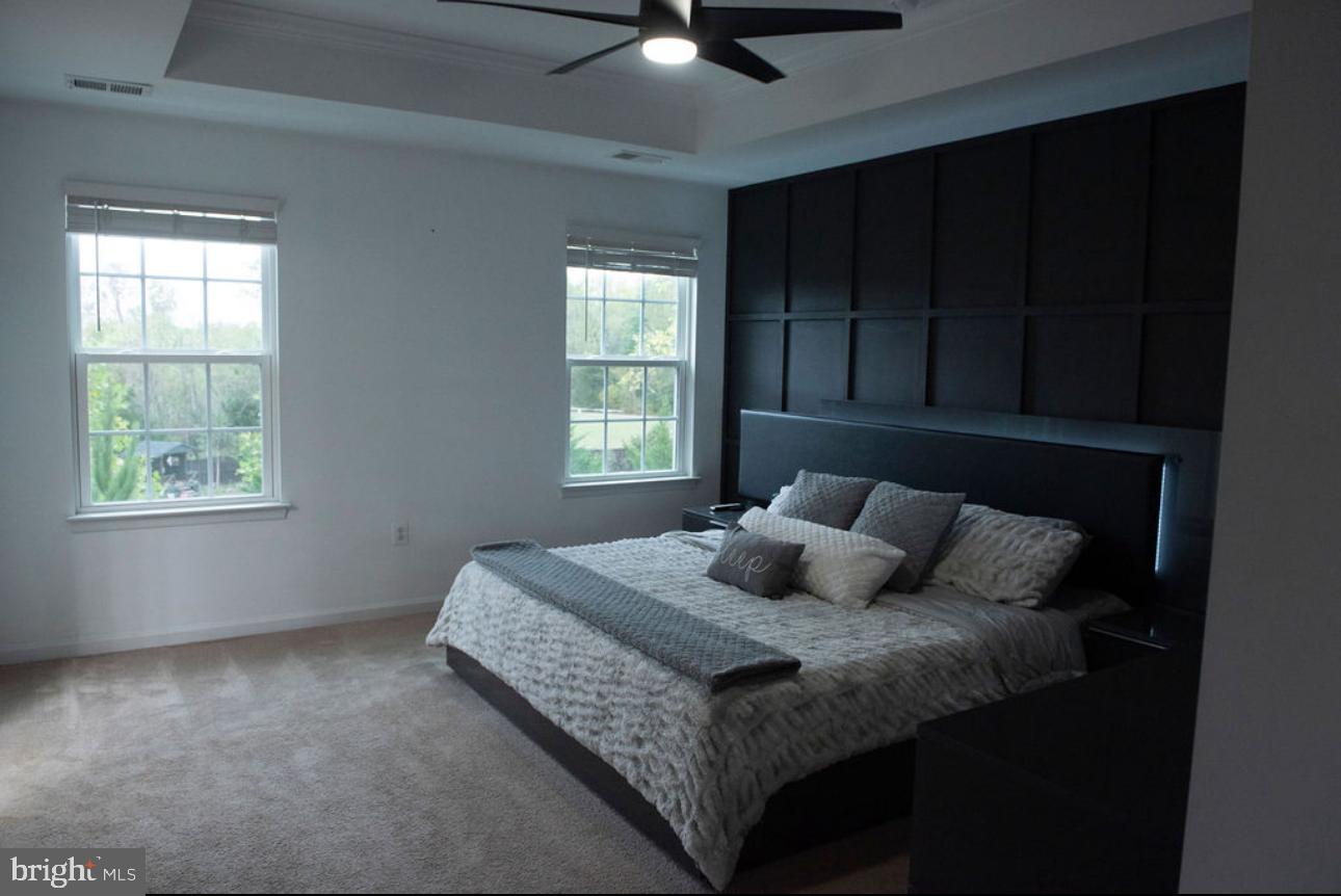 9816 CEDARMASS CIRCLE