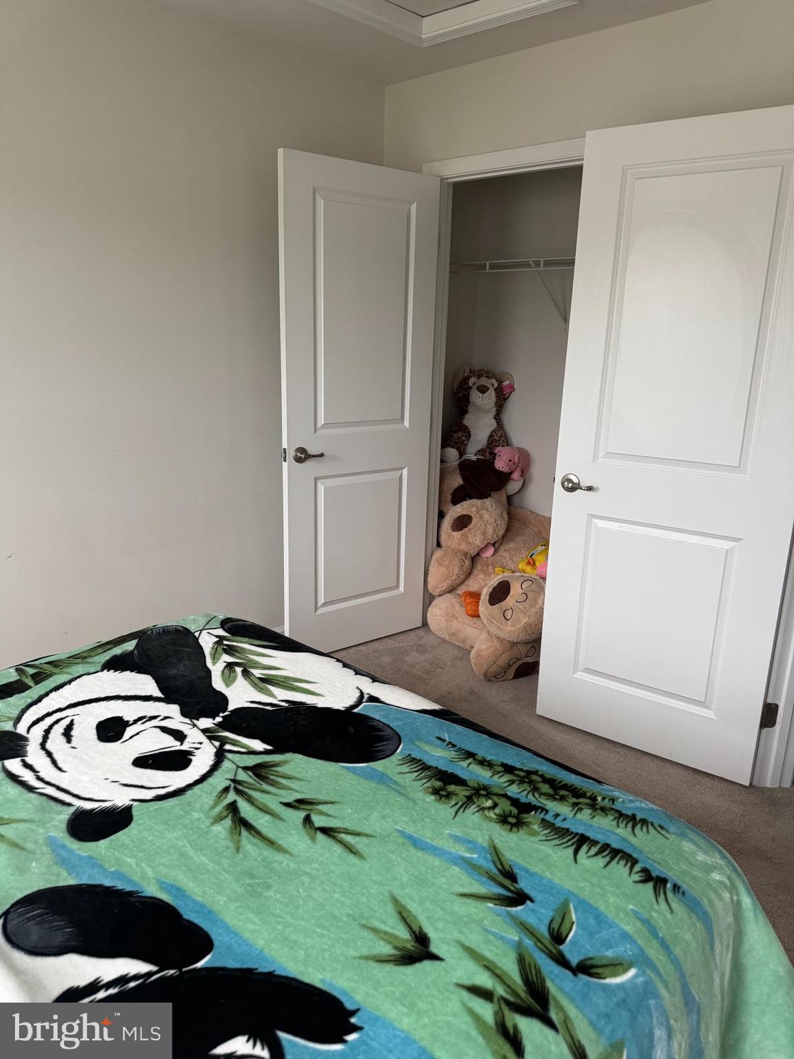 9816 CEDARMASS CIRCLE