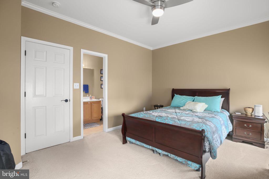10100 SACHS COURT
