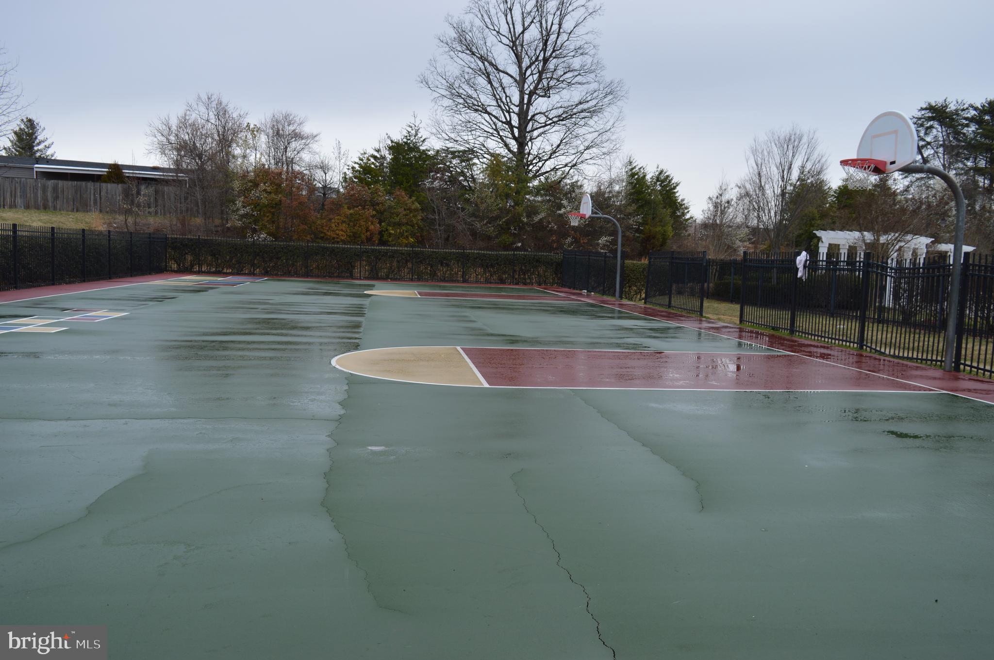 510 WOODSTREAM CIRCLE