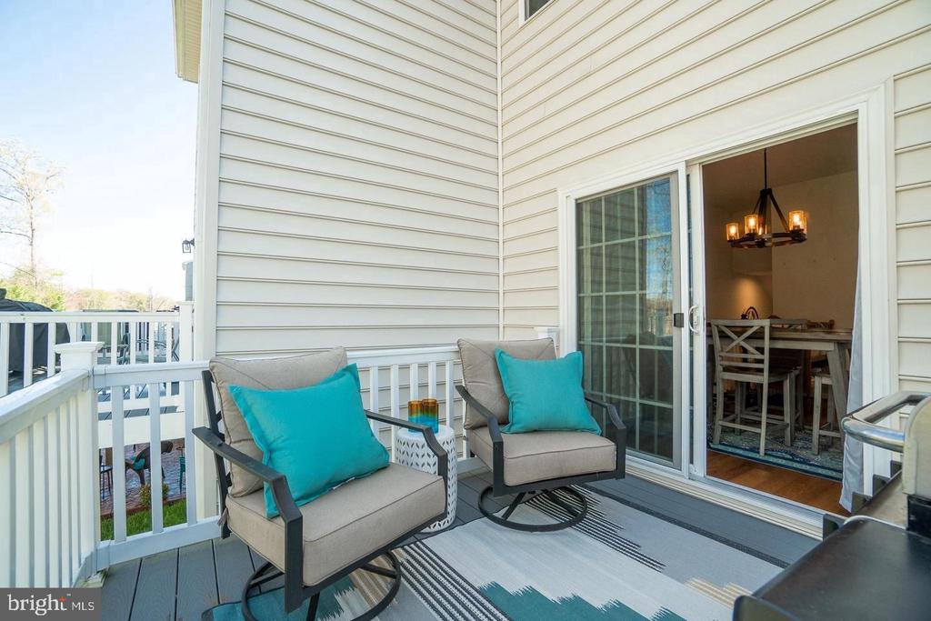 316 Landing Dr