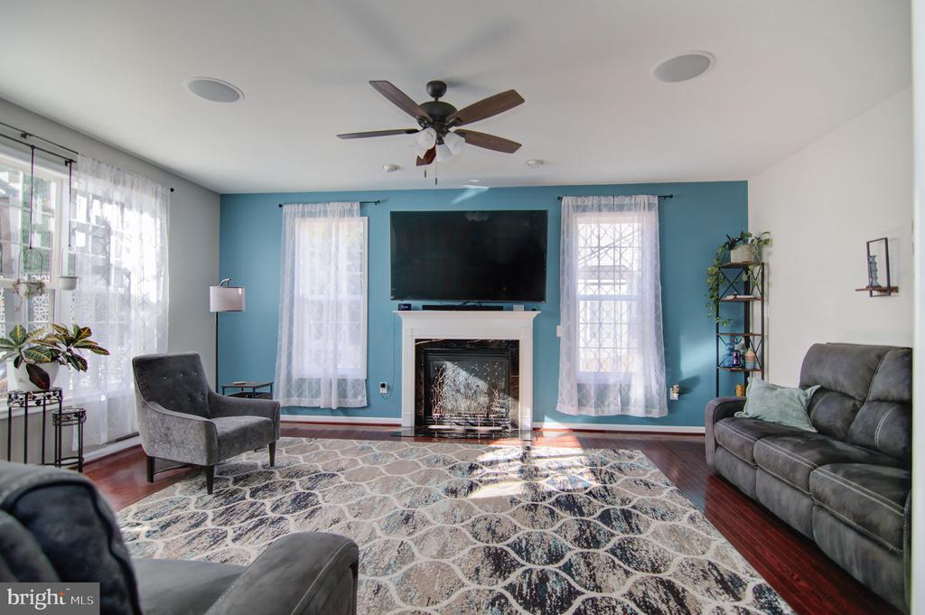 39 FOUNTAIN DRIVE