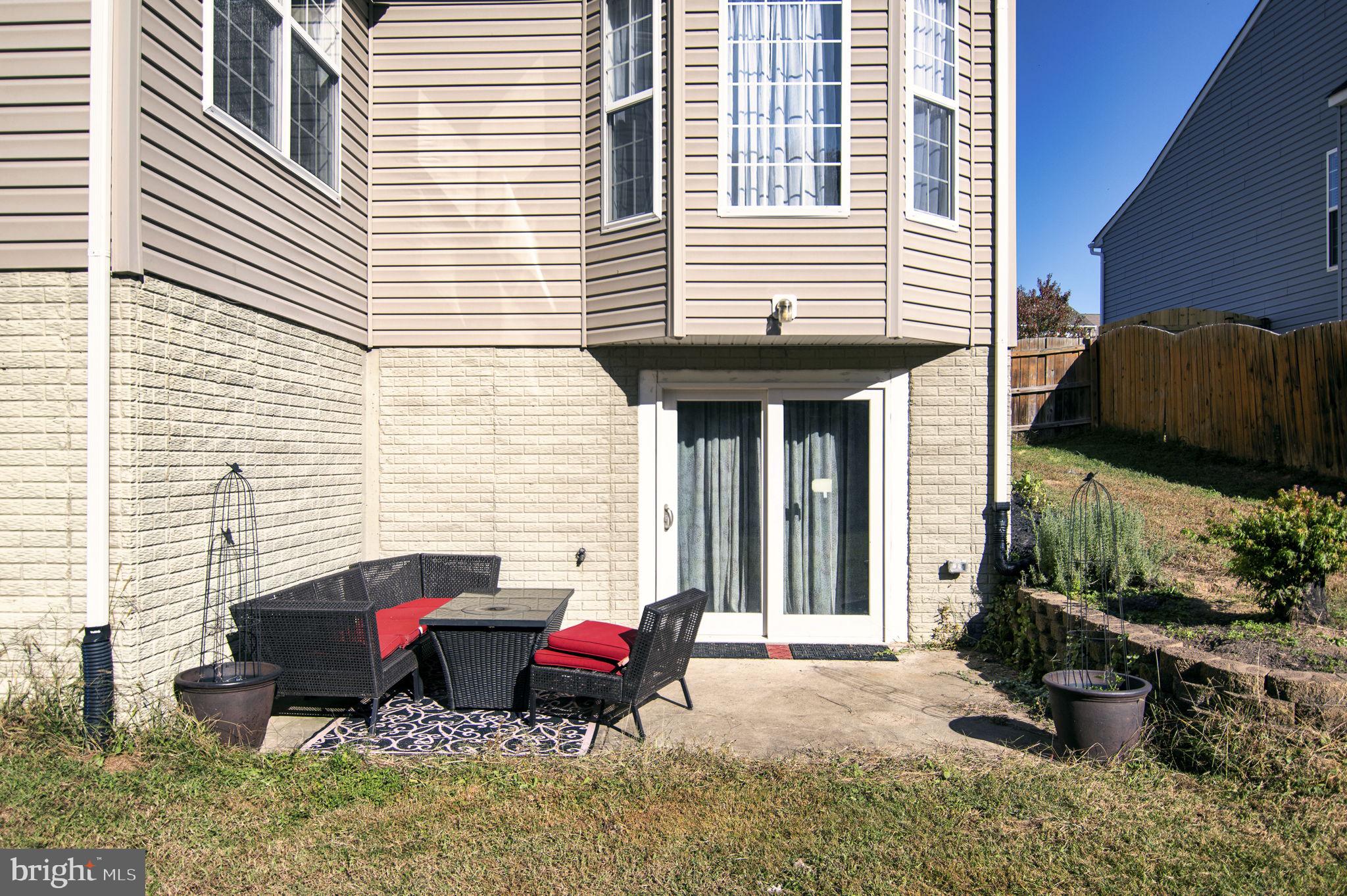 39 FOUNTAIN DRIVE