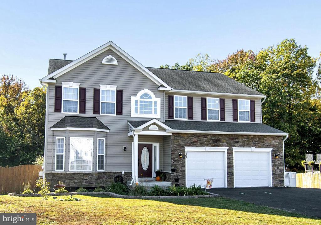 39 FOUNTAIN DRIVE