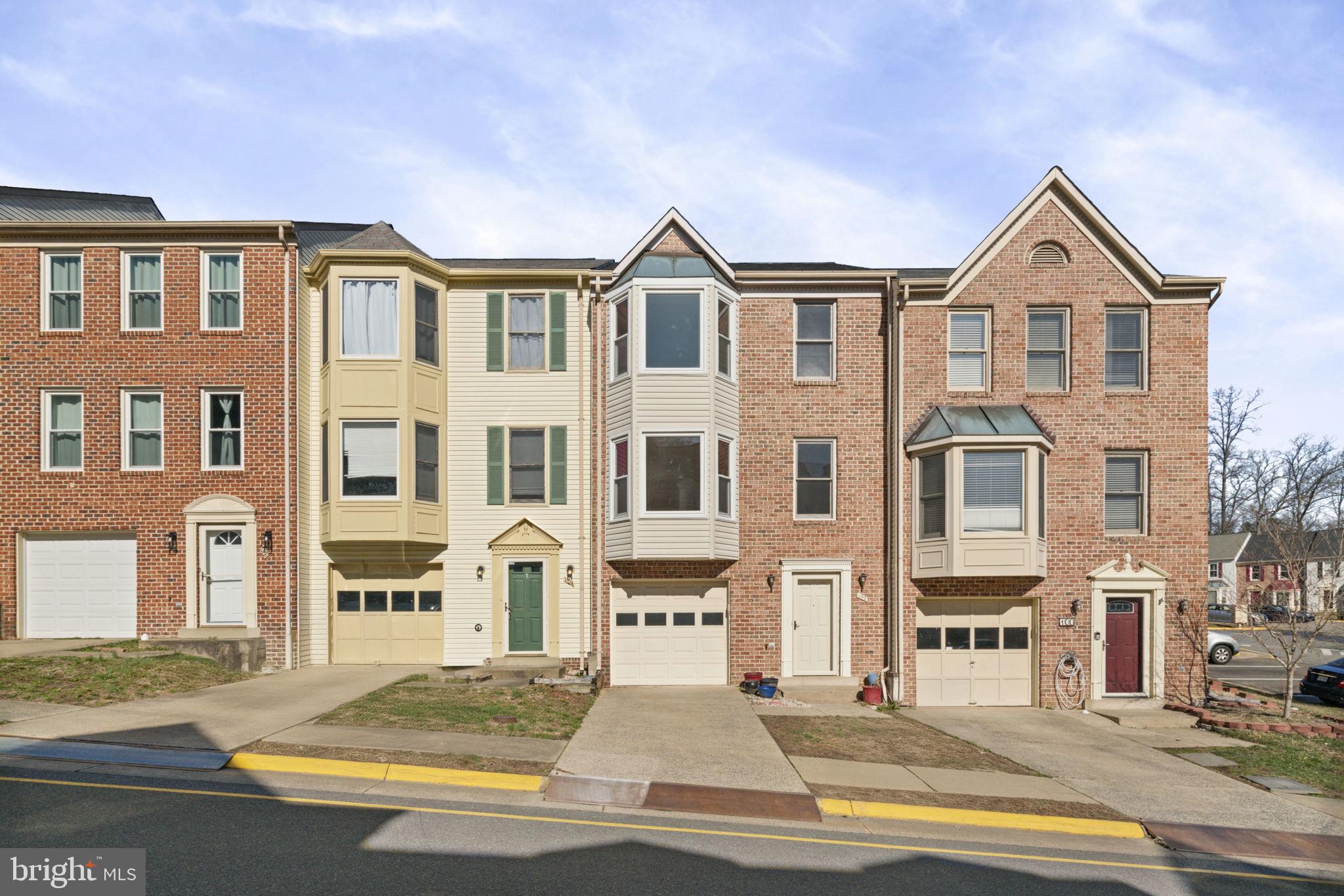 102 SUNNY HILL COURT