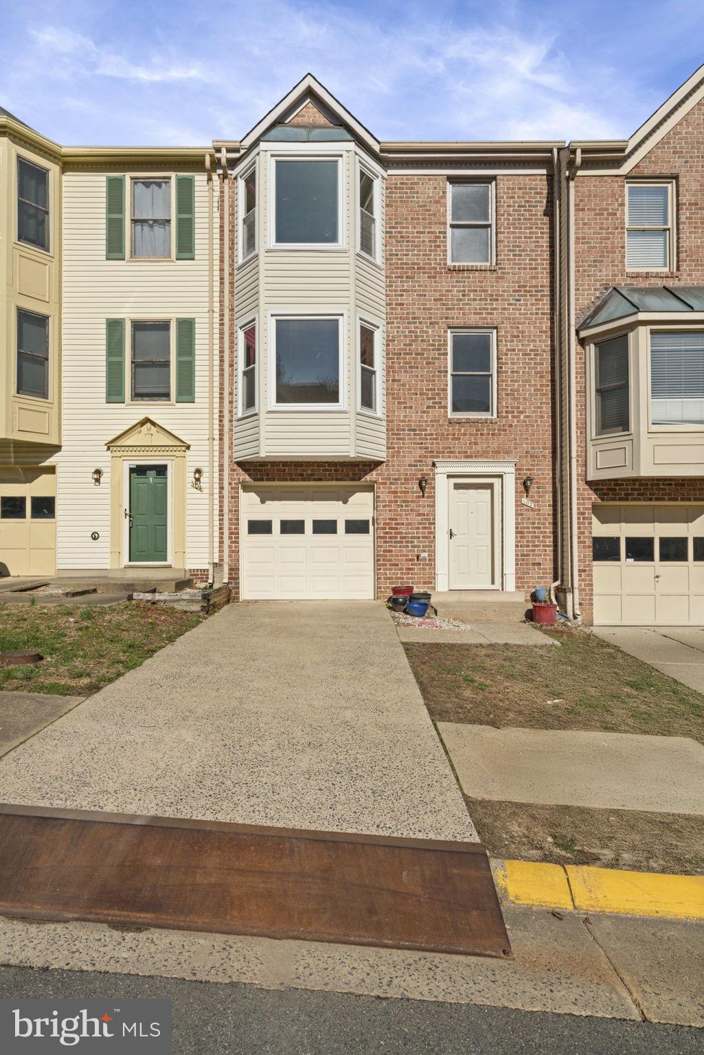 102 SUNNY HILL COURT