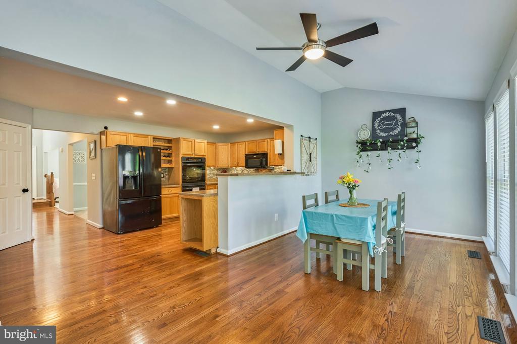 5 WILD PLUM COURT