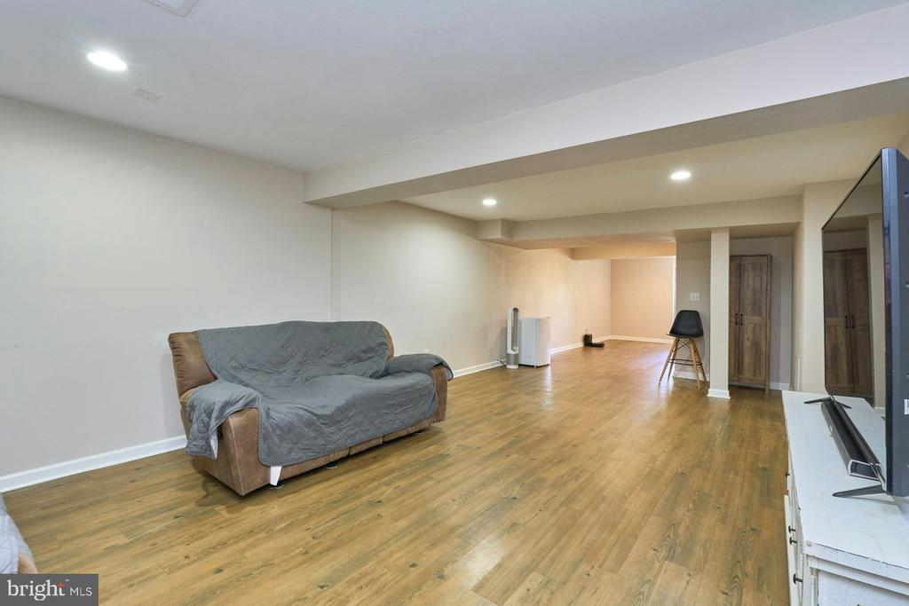 5 WILD PLUM COURT