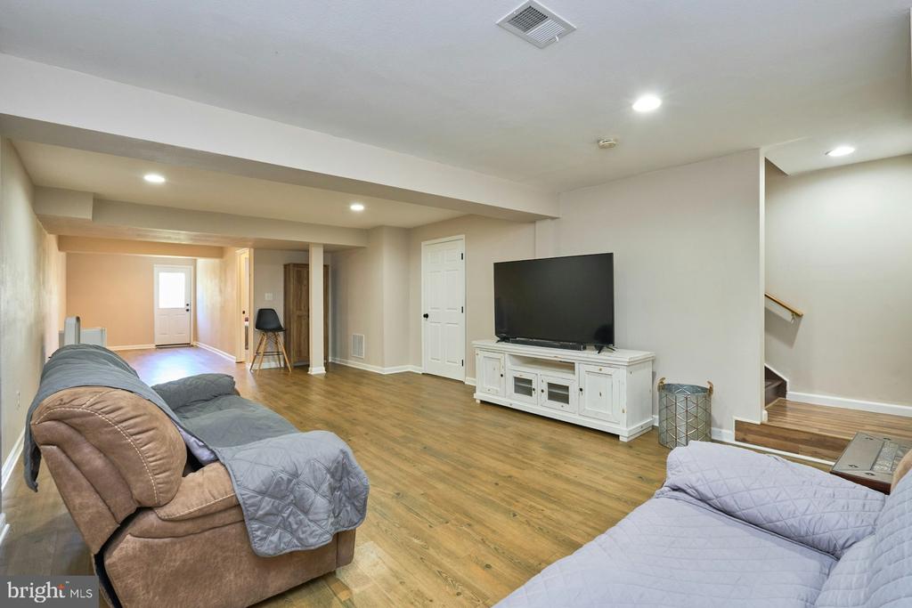 5 WILD PLUM COURT