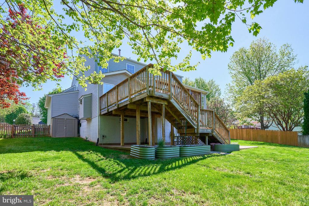 5 WILD PLUM COURT