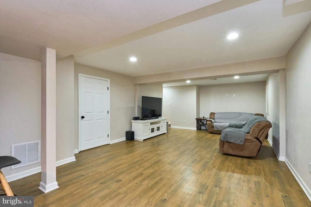 5 WILD PLUM COURT