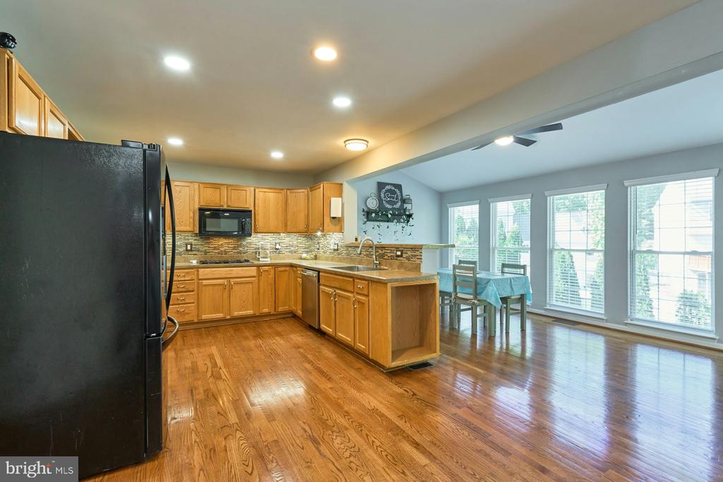 5 WILD PLUM COURT