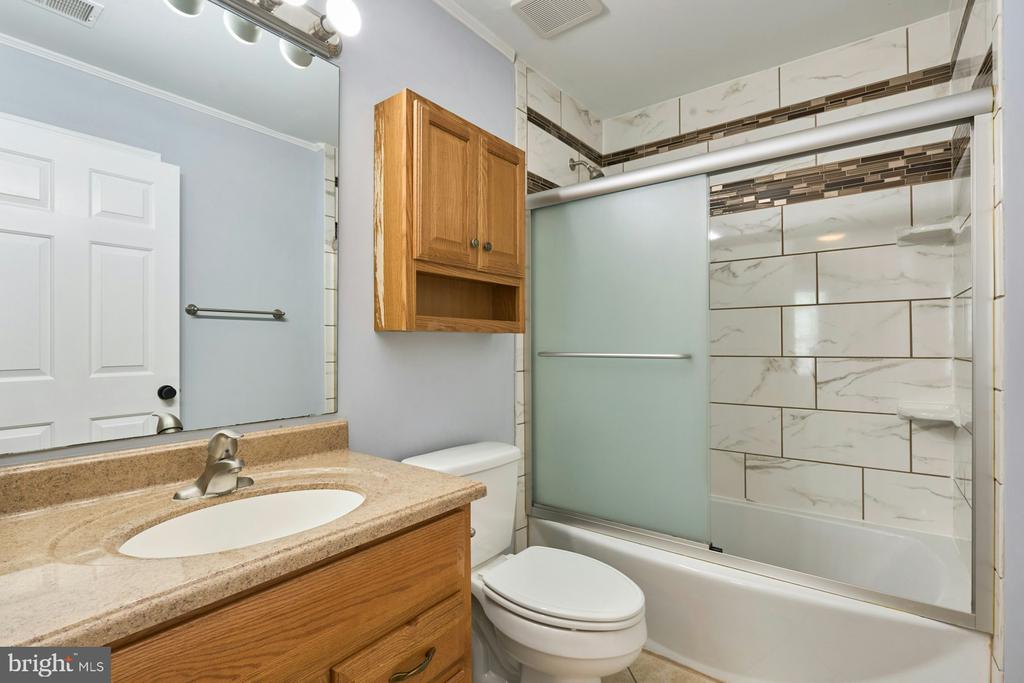 5 WILD PLUM COURT