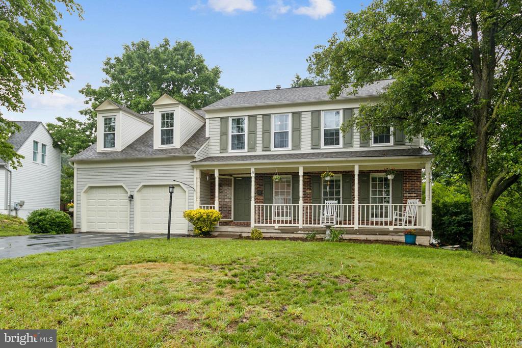 6 BANKSTON COURT