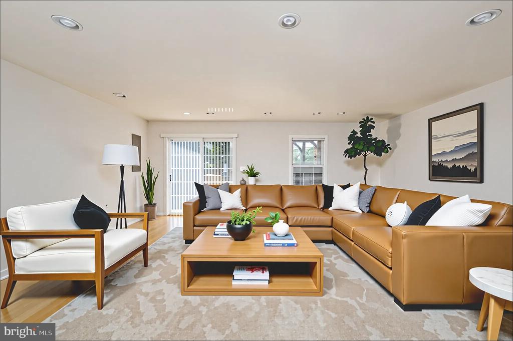 104 REGATTA LANE